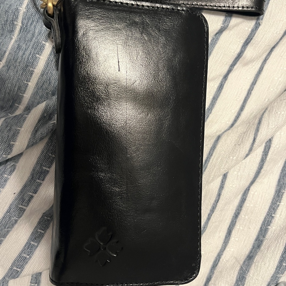 Patricia Nash Black Leather Phone Crossbody convertible wristlet purse Amalia